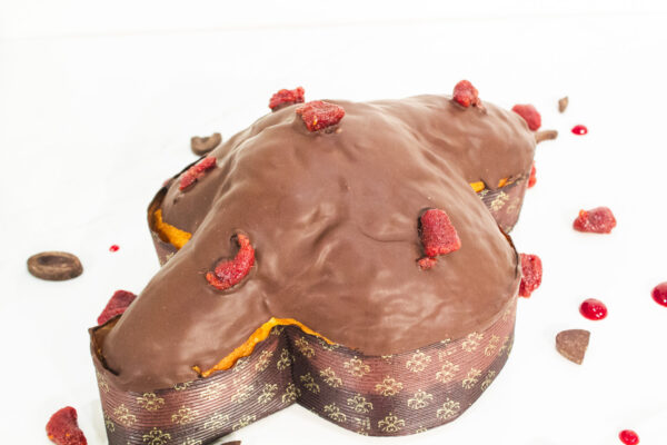 Raspberries and Dark Chocolate Colomba - Image 2